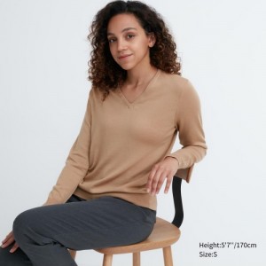 Chandails Uniqlo Extra Fine Merino V-Neck Long-Sleeve Femme Beige | 324057