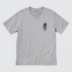T Shirts Uniqlo Attack on Titan UT Short-Sleeve A Titan Inside The Wall Femme Grise | 500338