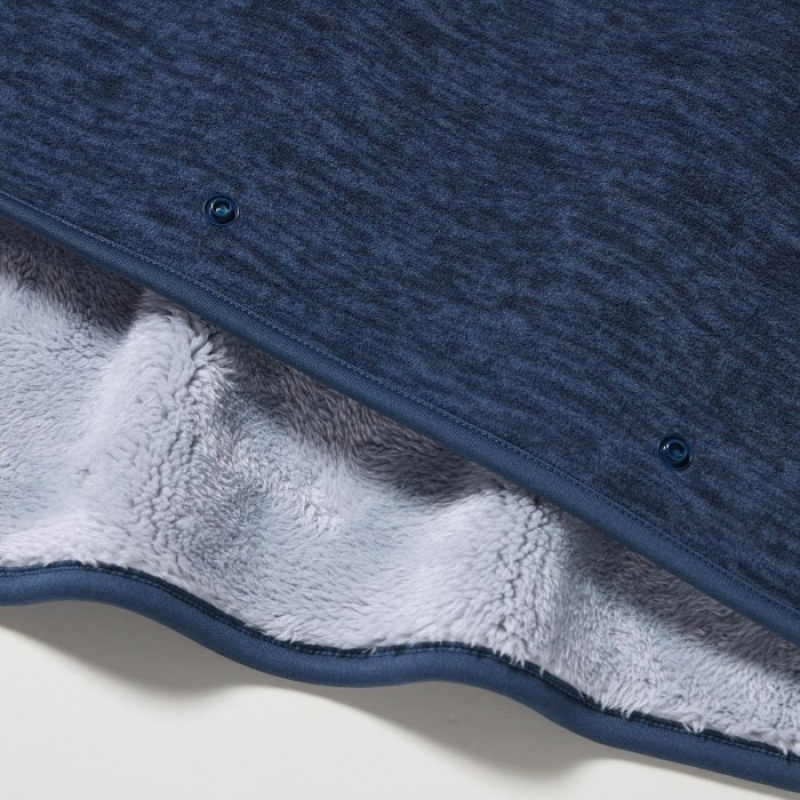 Couverture Uniqlo Fleece Reversible Femme Bleu | 6402188