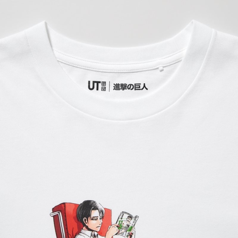 T Shirts Uniqlo Attack On Titan Ut Short-sleeve Graphic The Captain Levi Homme Blanche | 198167