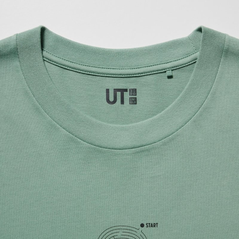 T Shirts Uniqlo Mickey Stands Ut Short Sleeve Graphic Homme Vert | 8757576