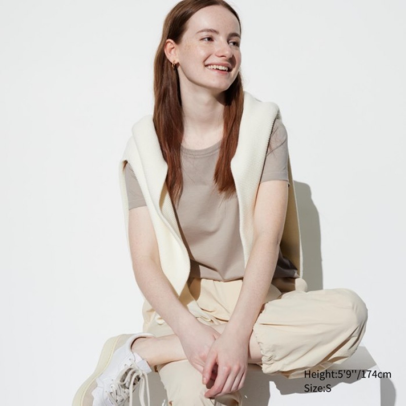 T Shirts Uniqlo Supima Cotton Crew Neck Short Sleeve Femme Beige | 4571754